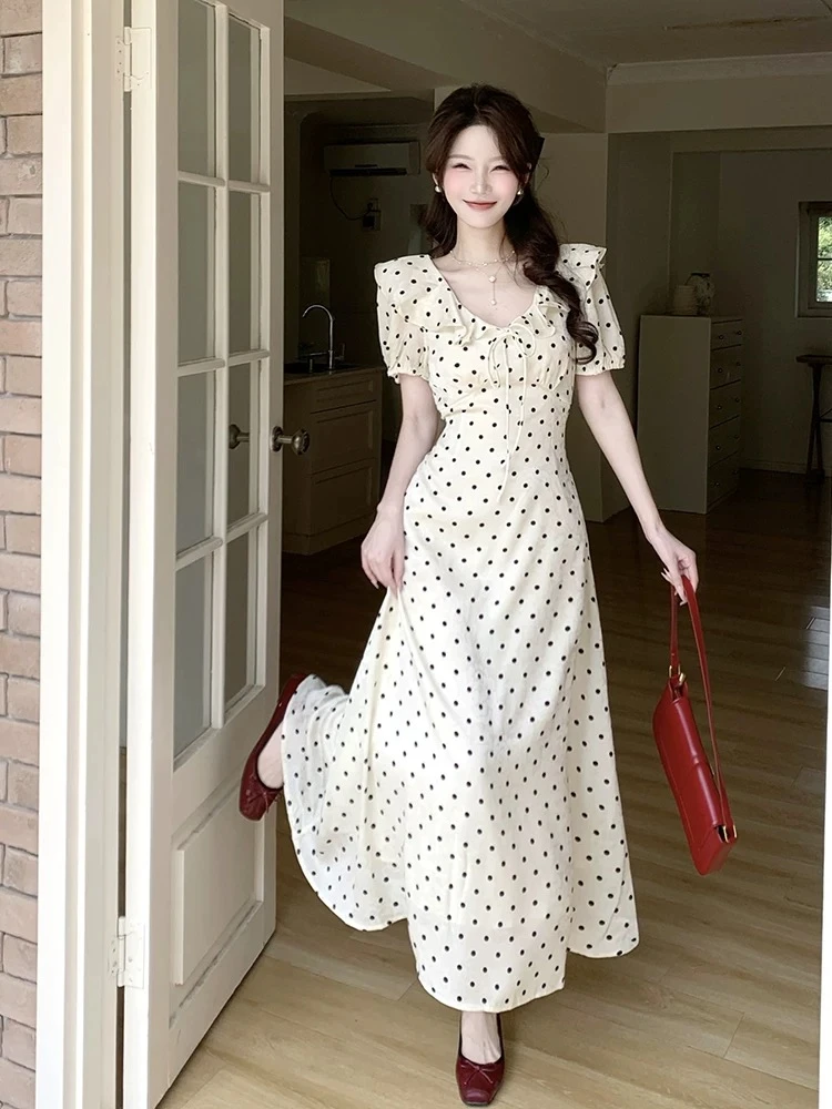 【901-950】2025夏季新款碎花裙法式气质白色连衣裙高级小清新吊带