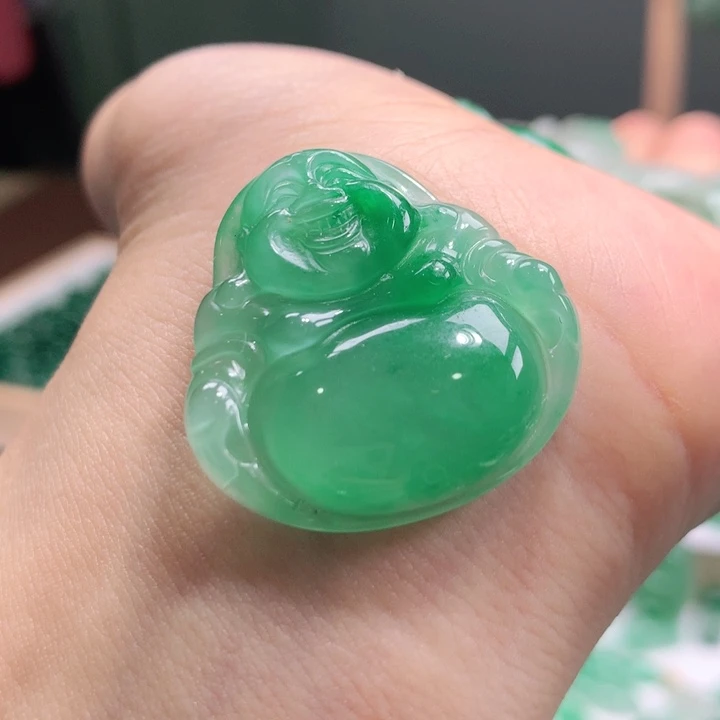 颈饰未镶嵌石英质玉天然非洲翠