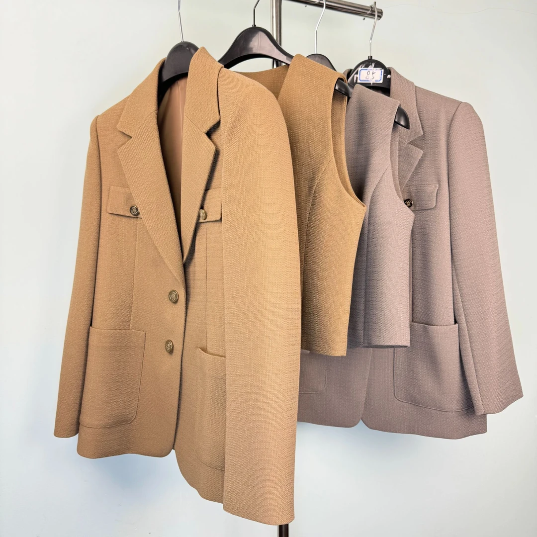 闪闪早春新款老钱风经典西装马甲两件套女款气质简约大气百搭通勤