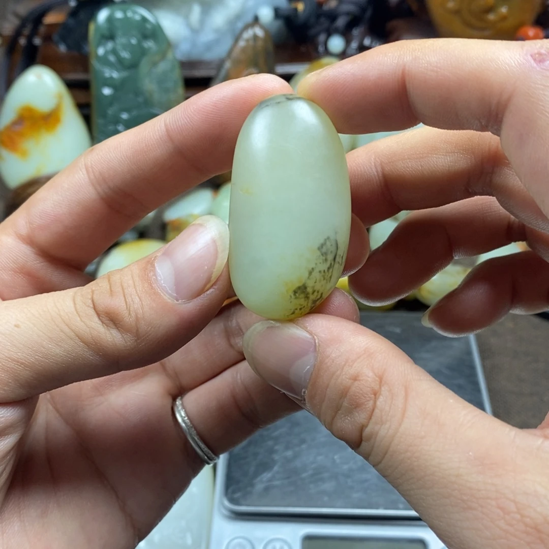 和田玉未镶嵌挂件