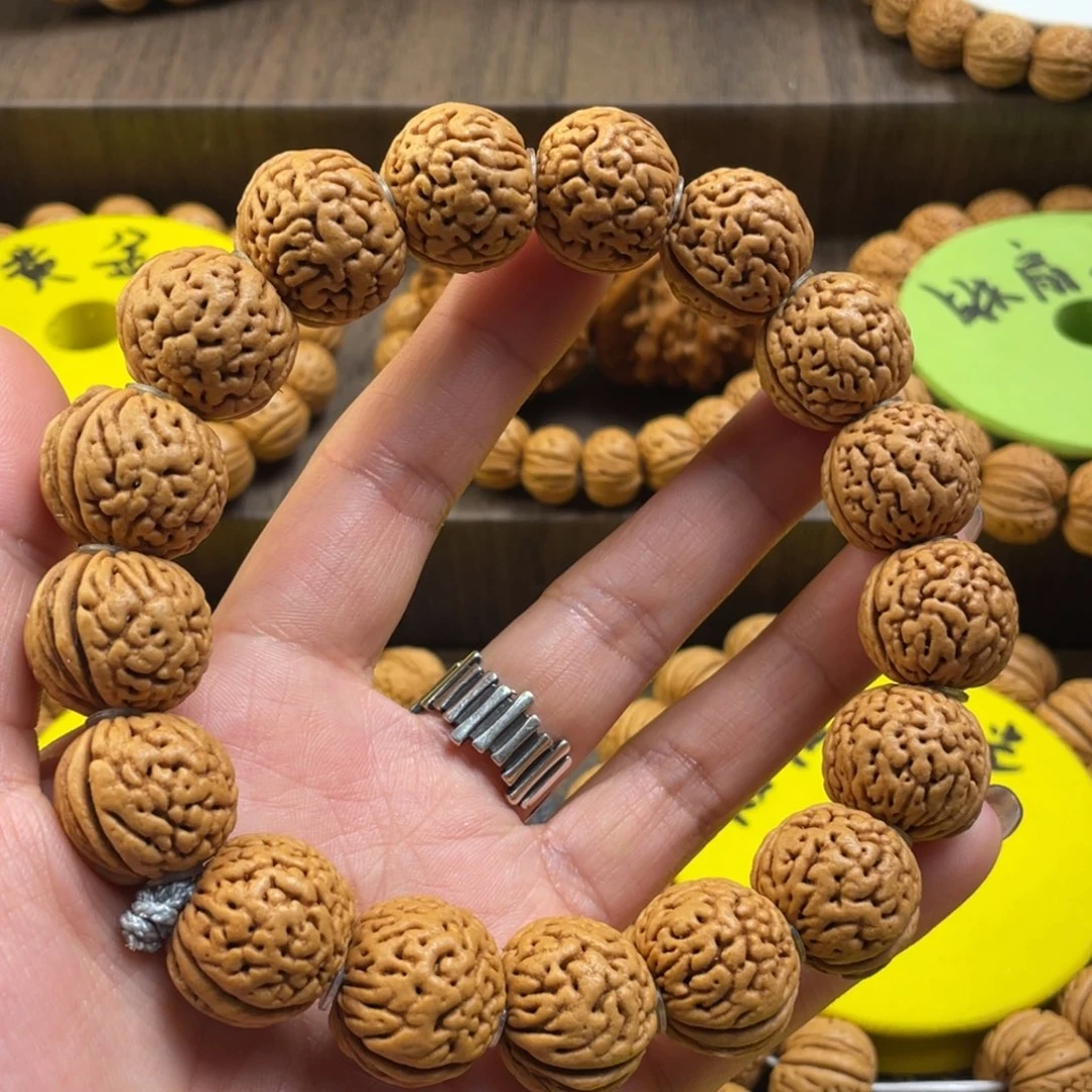 桃核手串蟠龙纹手持