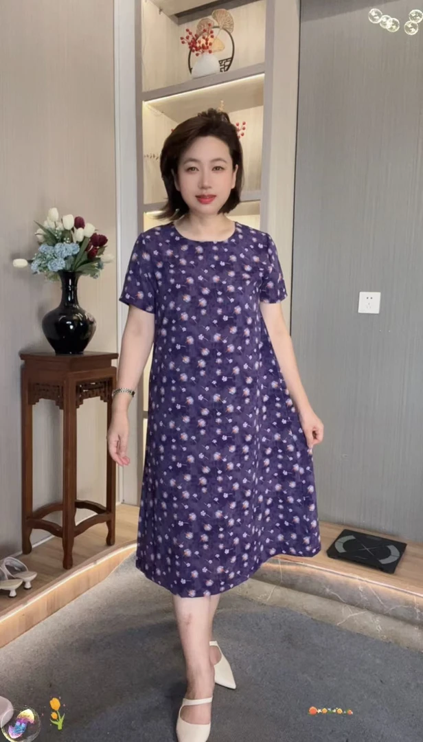 夏季短袖大码显瘦套头宽松圆领连衣裙印花高智淡人风时尚