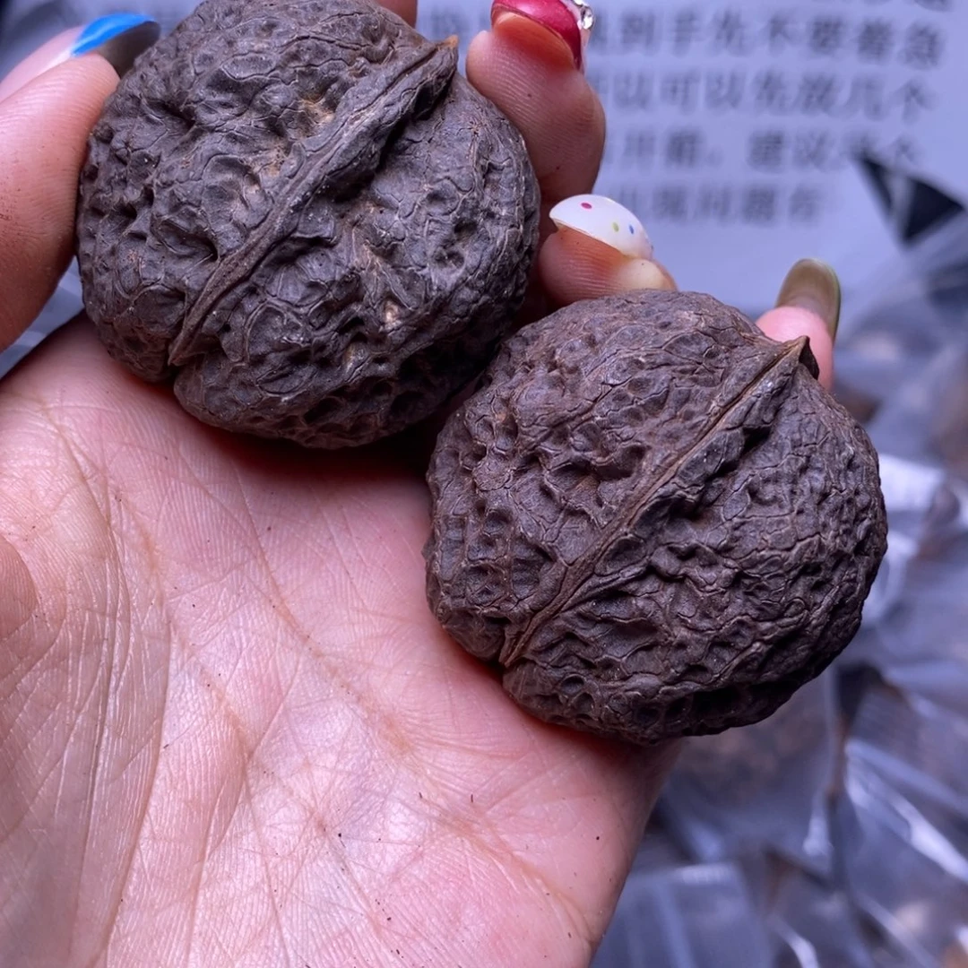 把件文玩核桃云南野生铁核桃53号42mm