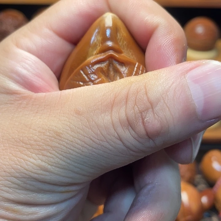 橄榄核手串/手链三户型蝴蝶鲍鱼一线天