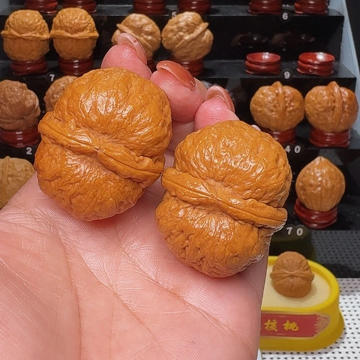 小***狼文玩核桃把件炸二尖磕碰888