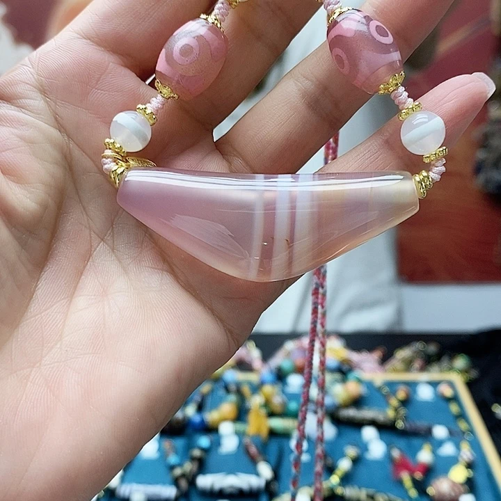 玛瑙/玉髓（覆膜）颈饰合金