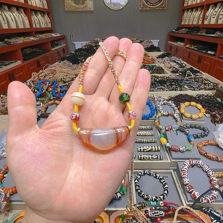 未镶嵌玛瑙/玉髓珠宝奇石