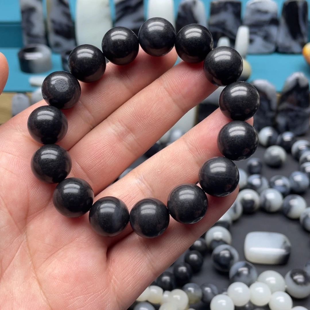 和田玉未镶嵌手串