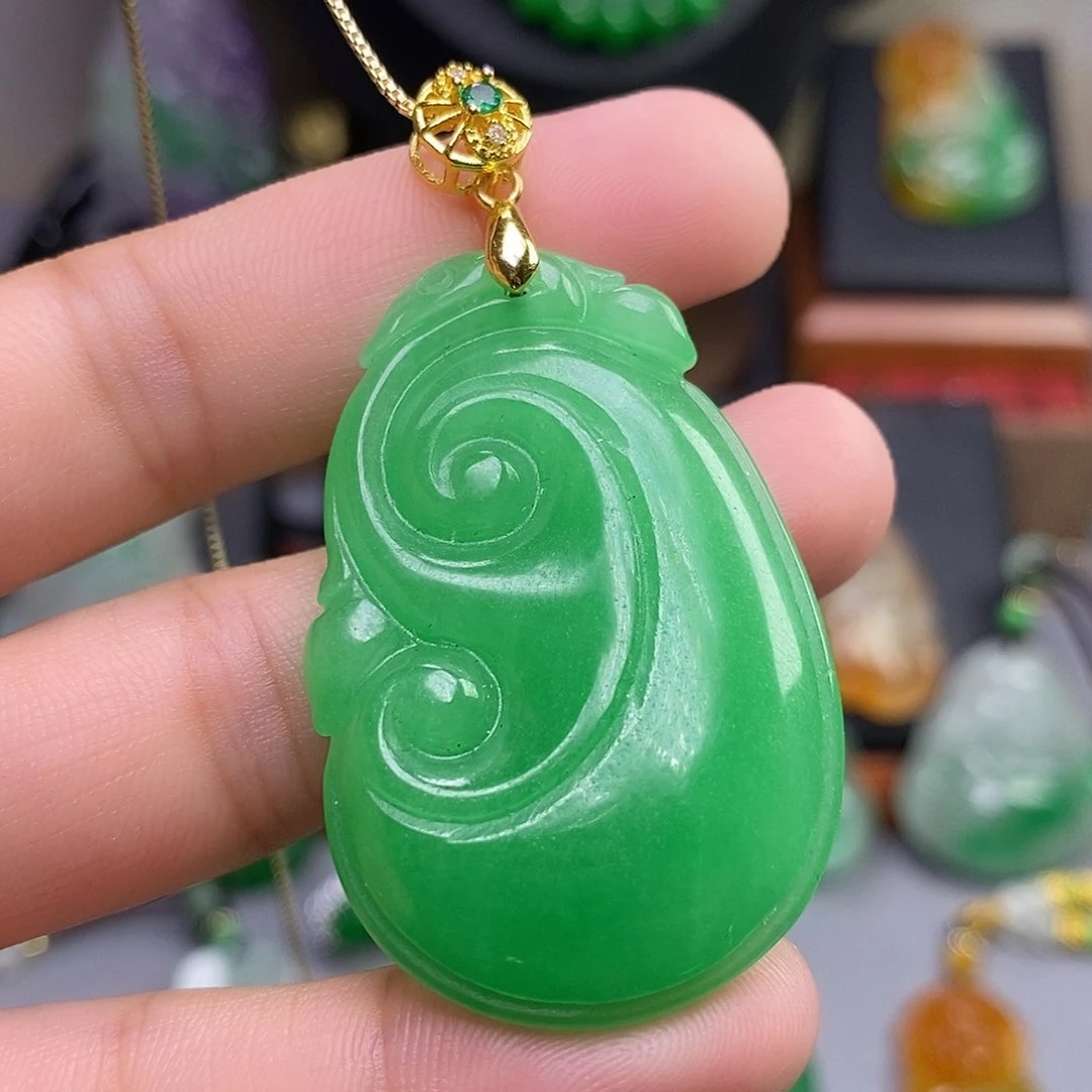 吊坠(赠链)未镶嵌翡翠