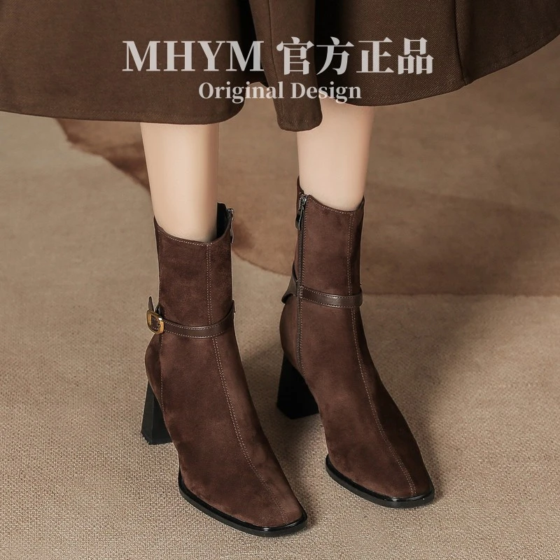 秋冬新款绒面短靴侧拉链女粗跟方头靴子搭扣复古显瘦女靴美拉德棕