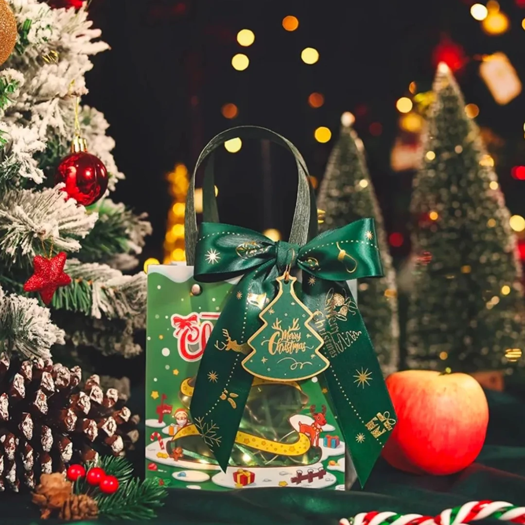 圣诞平安夜圣诞树透明礼盒（内含红富士苹果2个 款式随机）上海市