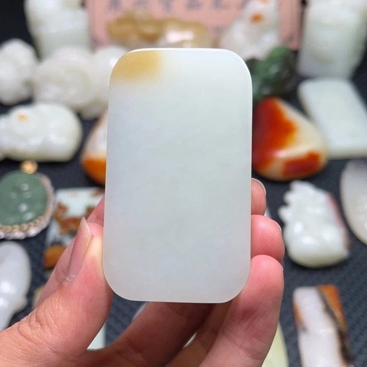 和田玉（糖玉）未镶嵌挂件