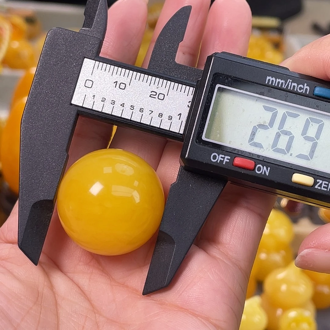 琥珀未镶嵌裸石微瑕h57