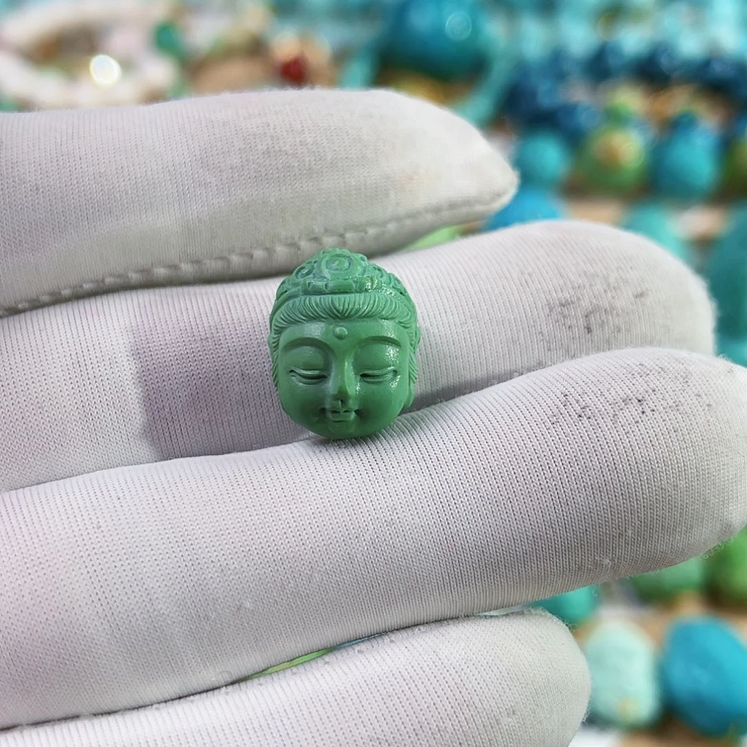 绿松石未镶嵌珠宝奇石