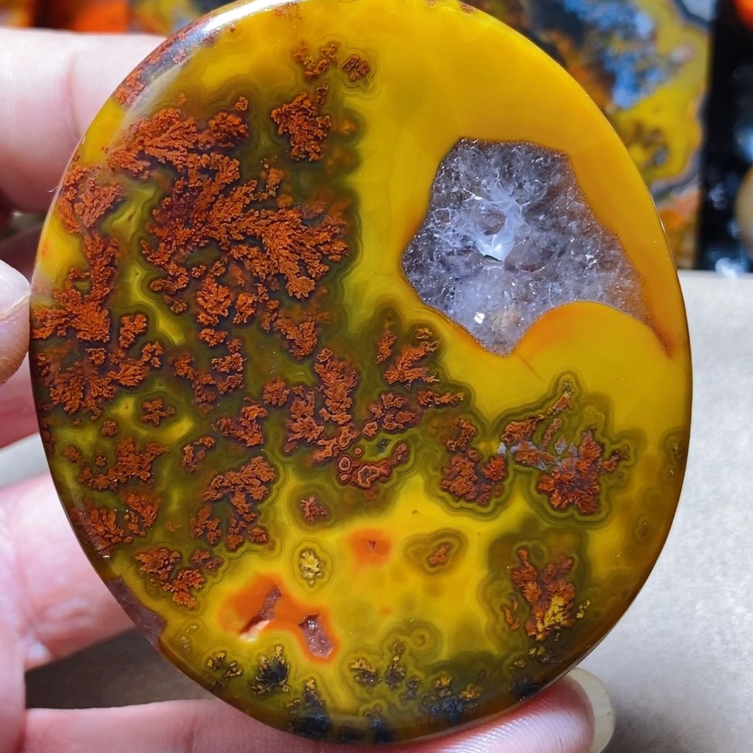 玛瑙/玉髓颈饰未镶嵌浪*沙