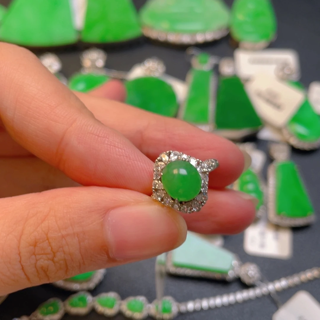 翡翠银S925镶嵌颈饰