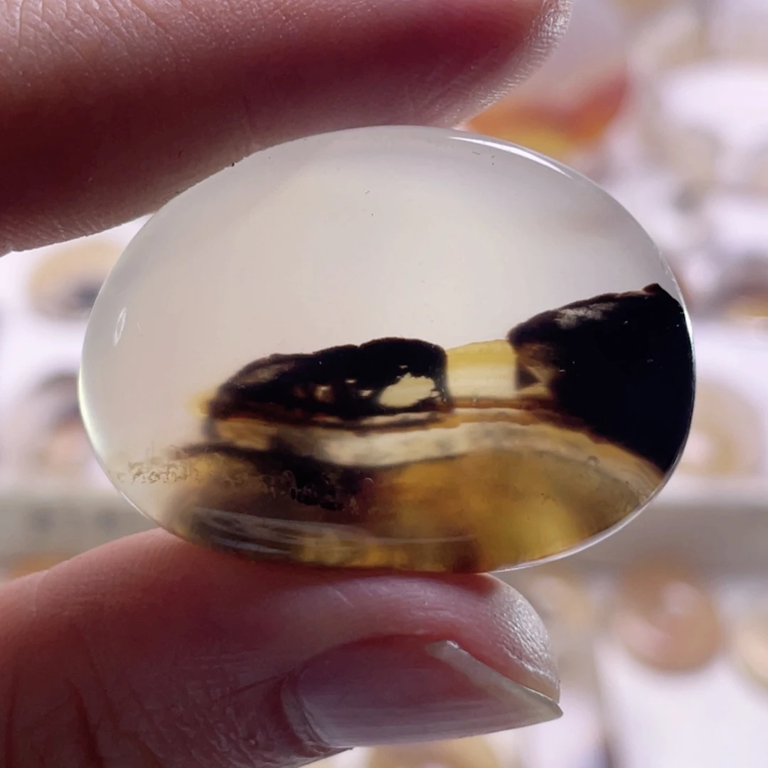 玛瑙/玉髓未镶嵌珠宝奇石