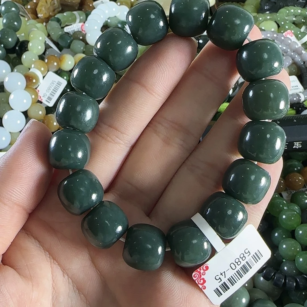 和田玉手链未镶嵌72