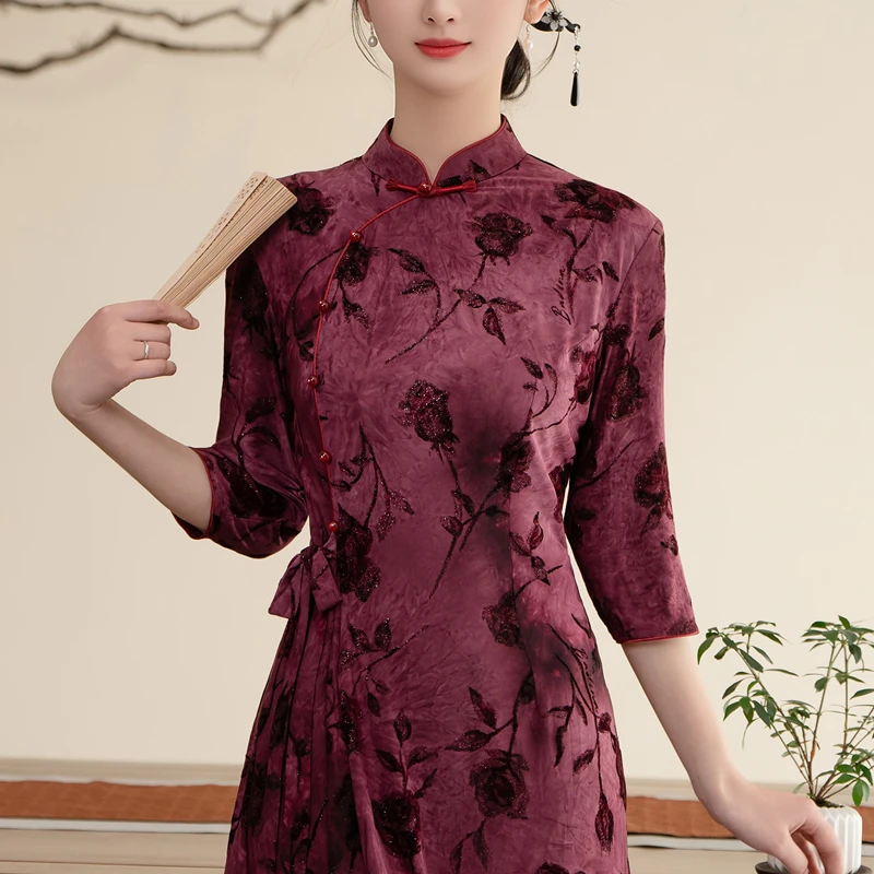 九十月份喜婆婆婚宴装2025新款高贵年轻夏季旗袍妈妈礼服平时可穿