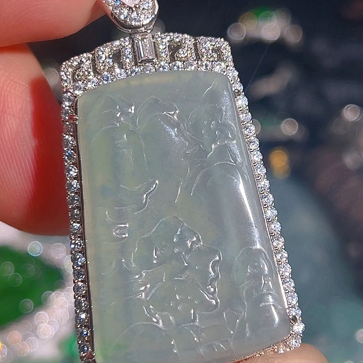 翡翠颈饰未镶嵌5555，