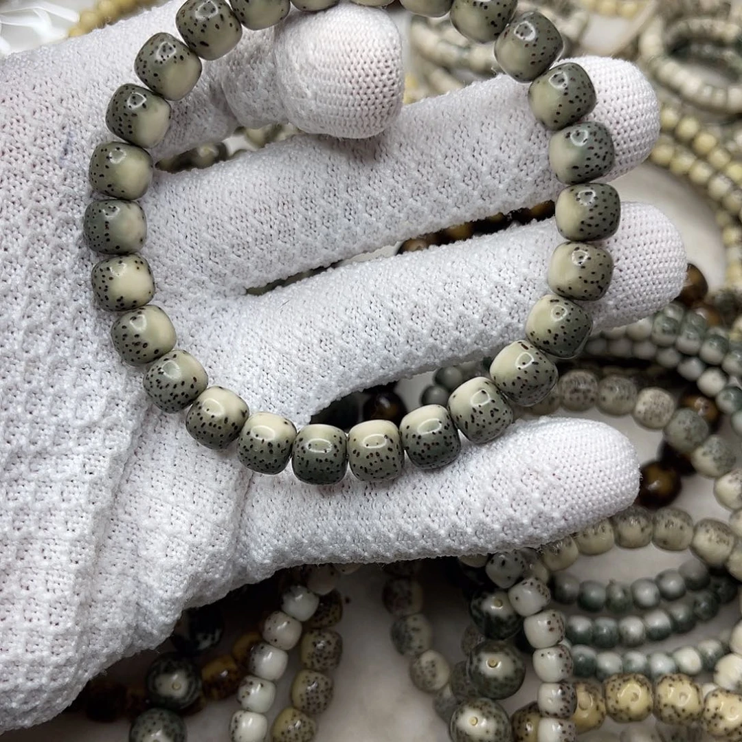 早***财星月菩提吊坠绿背河豚9x8