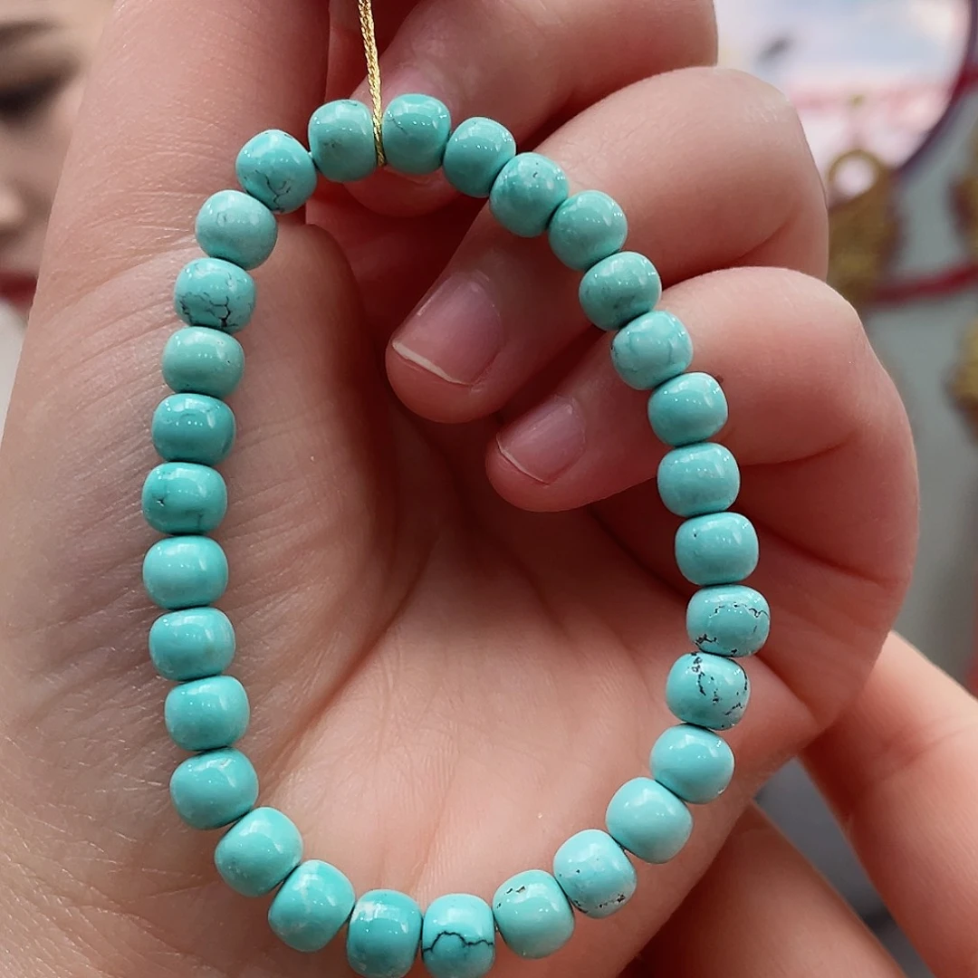 绿松石颈饰未镶嵌