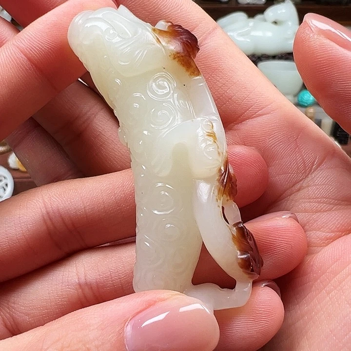 颈饰未镶嵌和田玉依**水