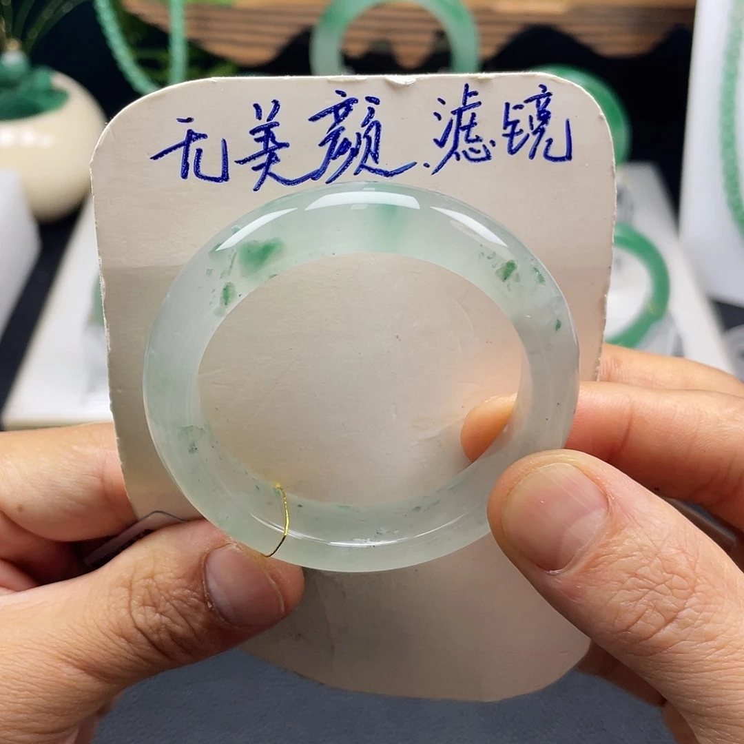 石英质玉未镶嵌手镯