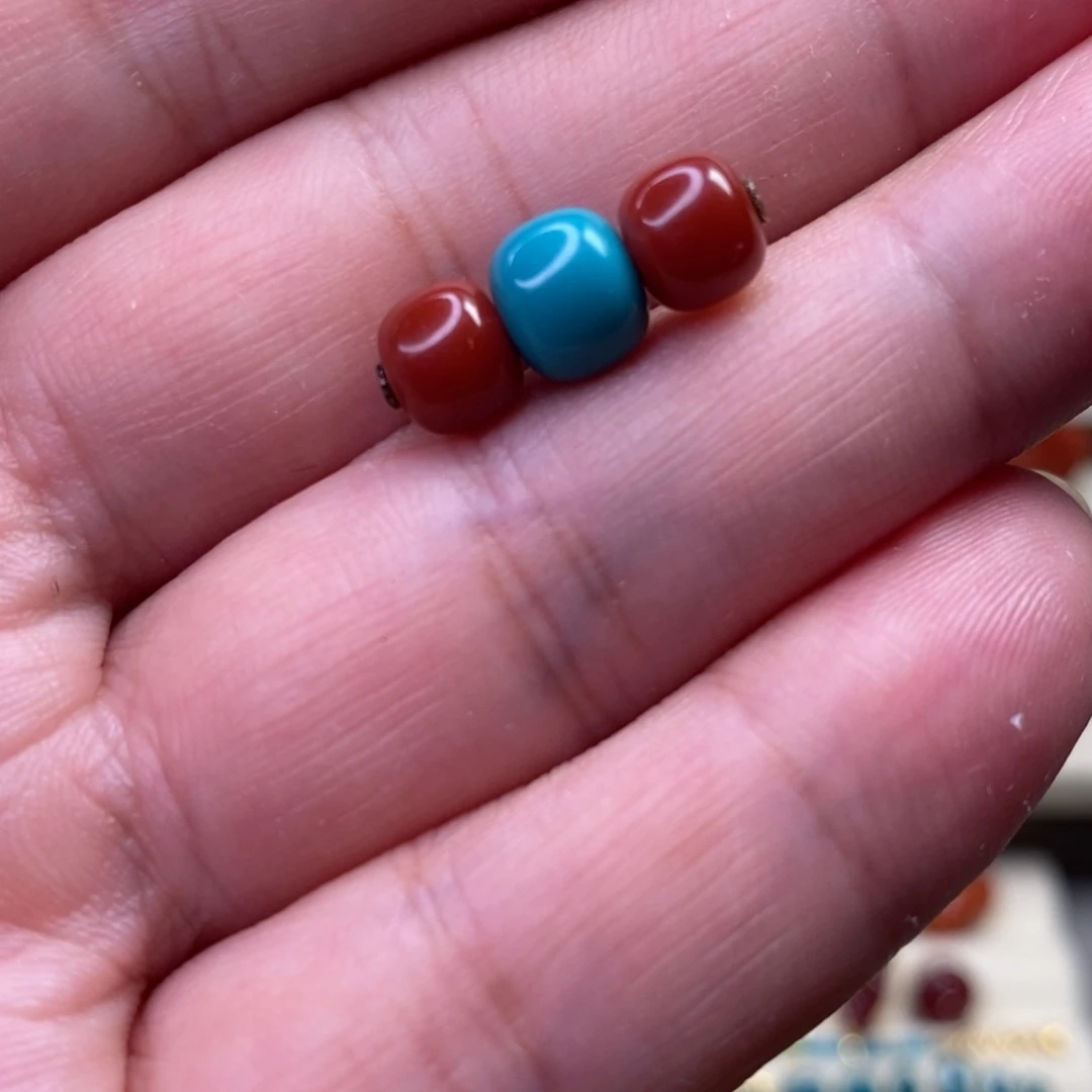 未镶嵌原矿南红老型珠南红玛瑙