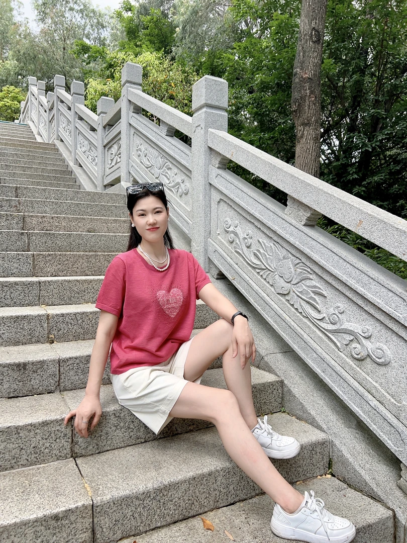 天兰TIANLAN夏季新品重工钉珠烫钻时尚百搭上衣D22537T