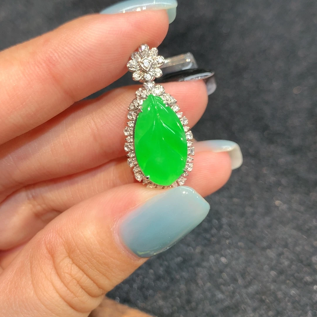 翡翠18K金镶嵌吊坠(不含链)