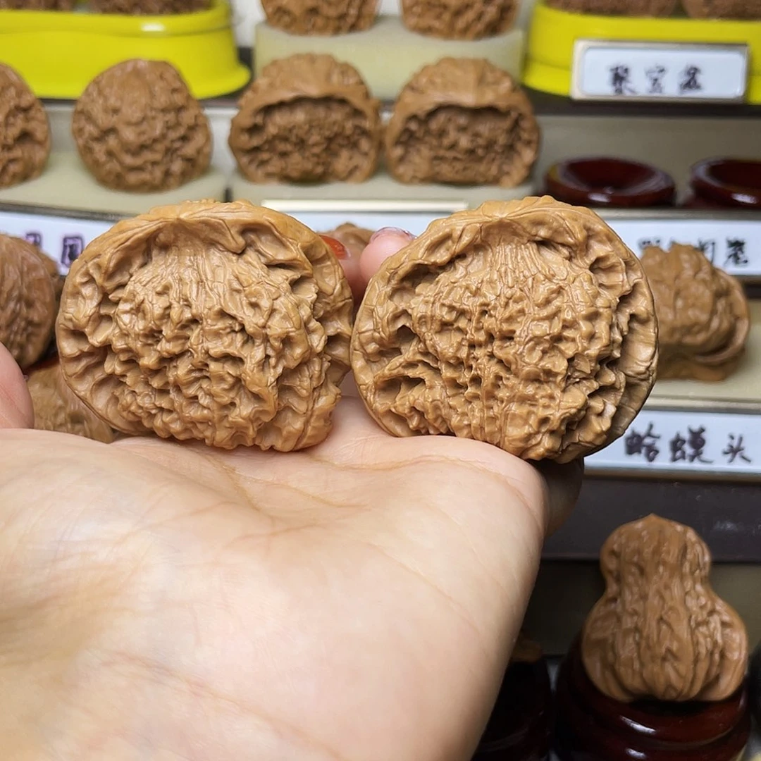 把件文玩核桃阿*蛇王49左右
