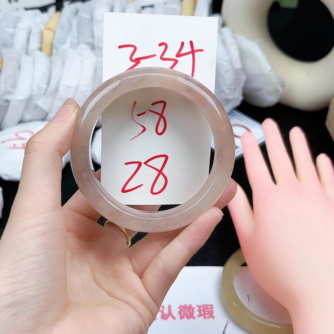 石英质玉未镶嵌手镯3.34
