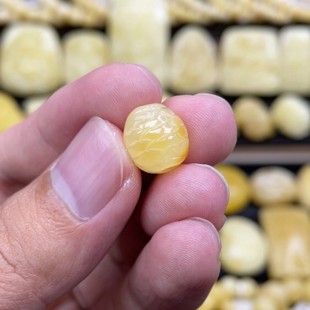 裸石琥珀未镶嵌琥珀蜜蜡