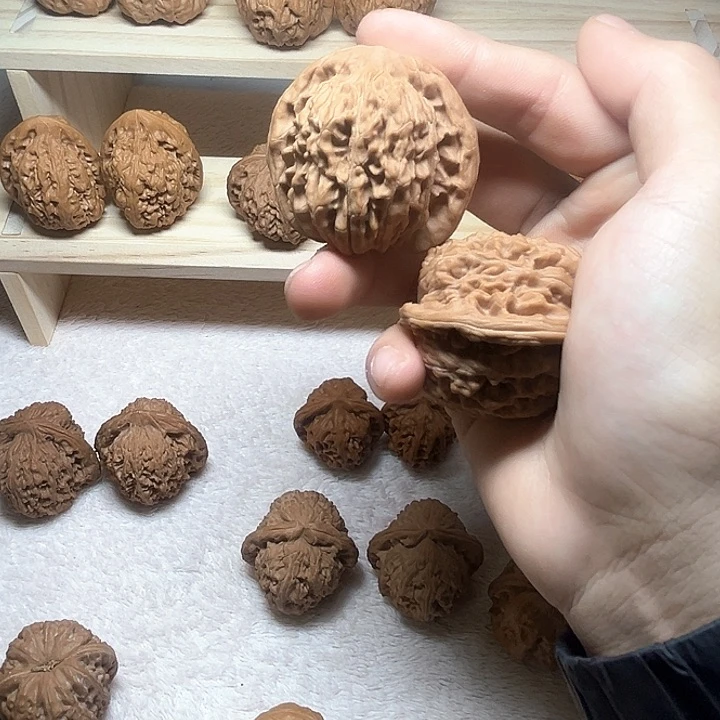 文玩核桃吊坠渠*四座楼