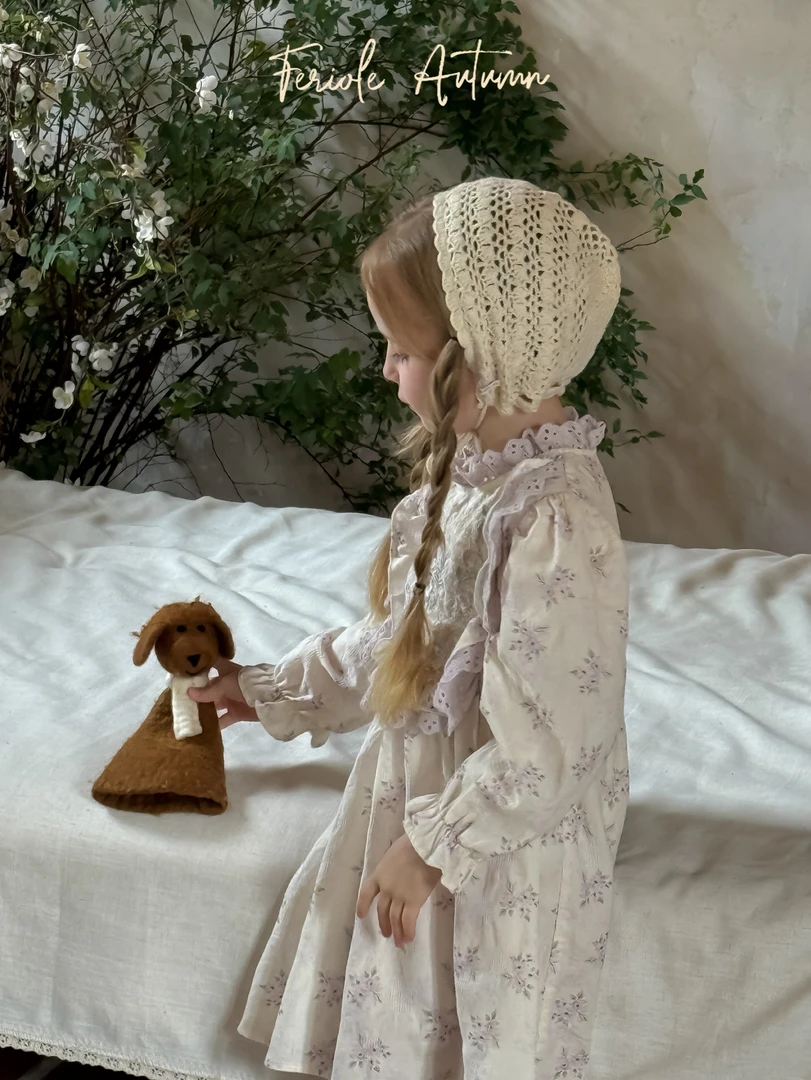 FLL-53446-儿童温柔感镂空碎花连衣裙（秋款）