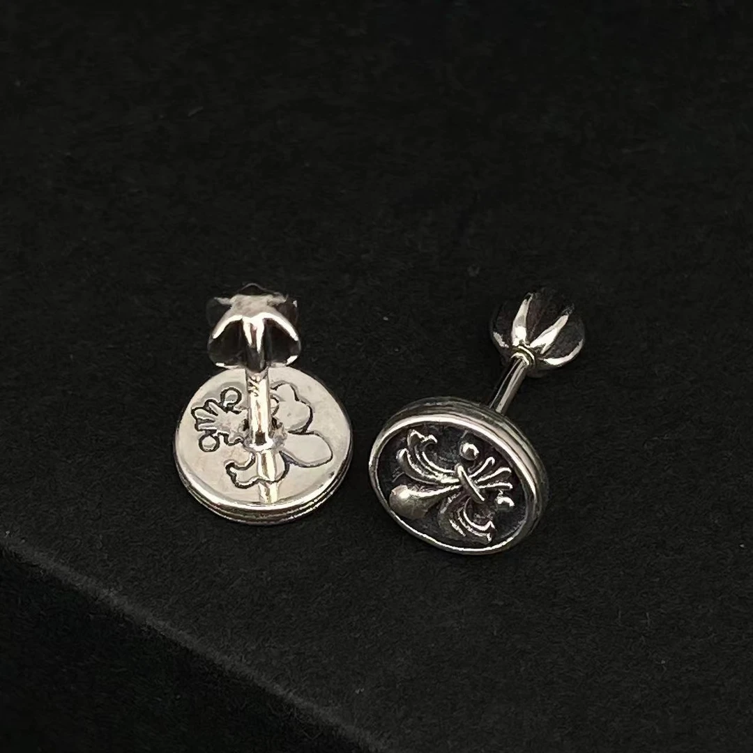 鸿聚隆 925银耳饰 A199小众欧美风朋克果壳堵军花银耳钉复古