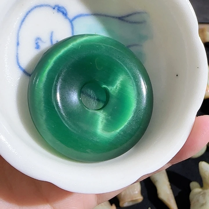 顺***…瓷片gcghjbcssfghhb