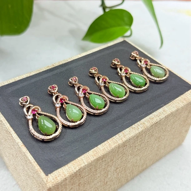 天然和田玉俄碧水滴多样性拍一发一