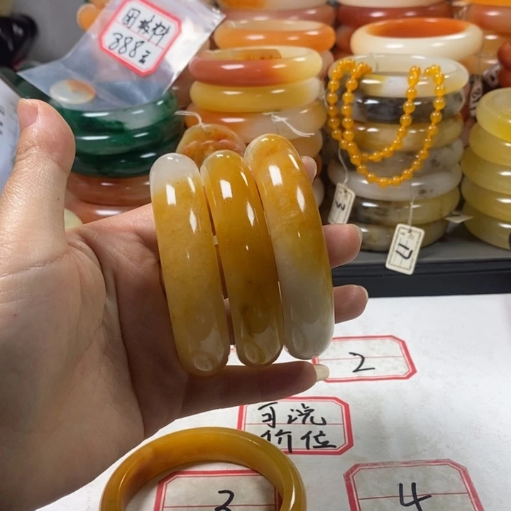 石英质玉（黄龙玉）合金手镯