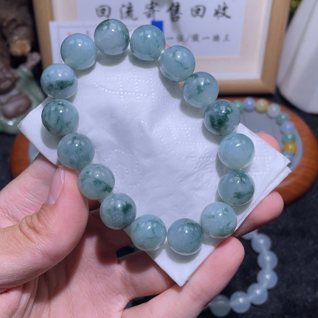 定制翡翠未镶嵌手串