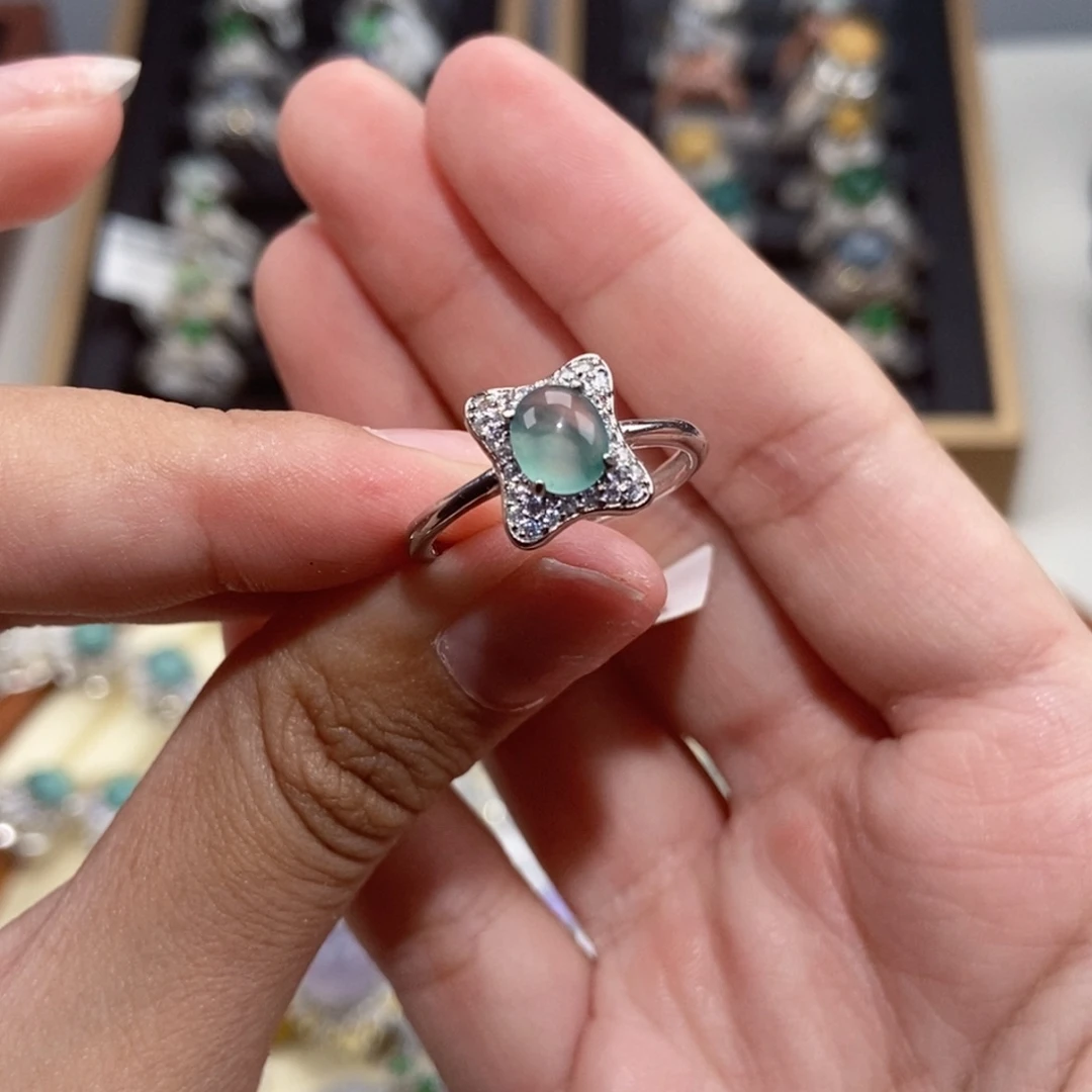 翡翠戒指银S925镶嵌纯天然缅甸翡翠a货戒指