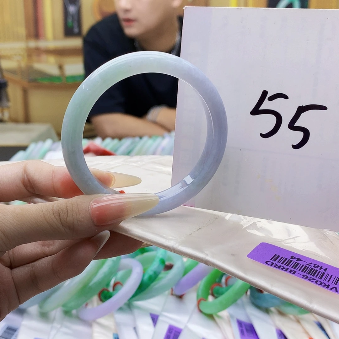 翡翠未镶嵌手镯ggg