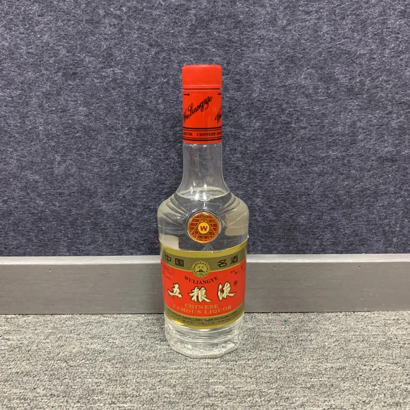 1996五粮液长城塑盖52度500ml1/M25CD010539 -