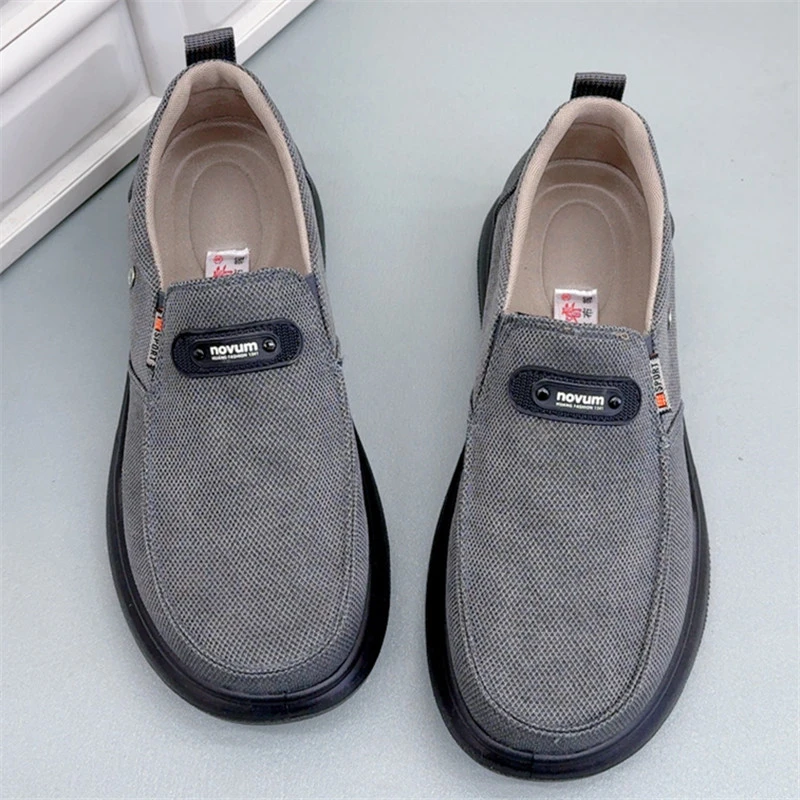 2025春季新款轻便舒适男休闲单鞋软底防滑中老年爸爸鞋老北京布鞋