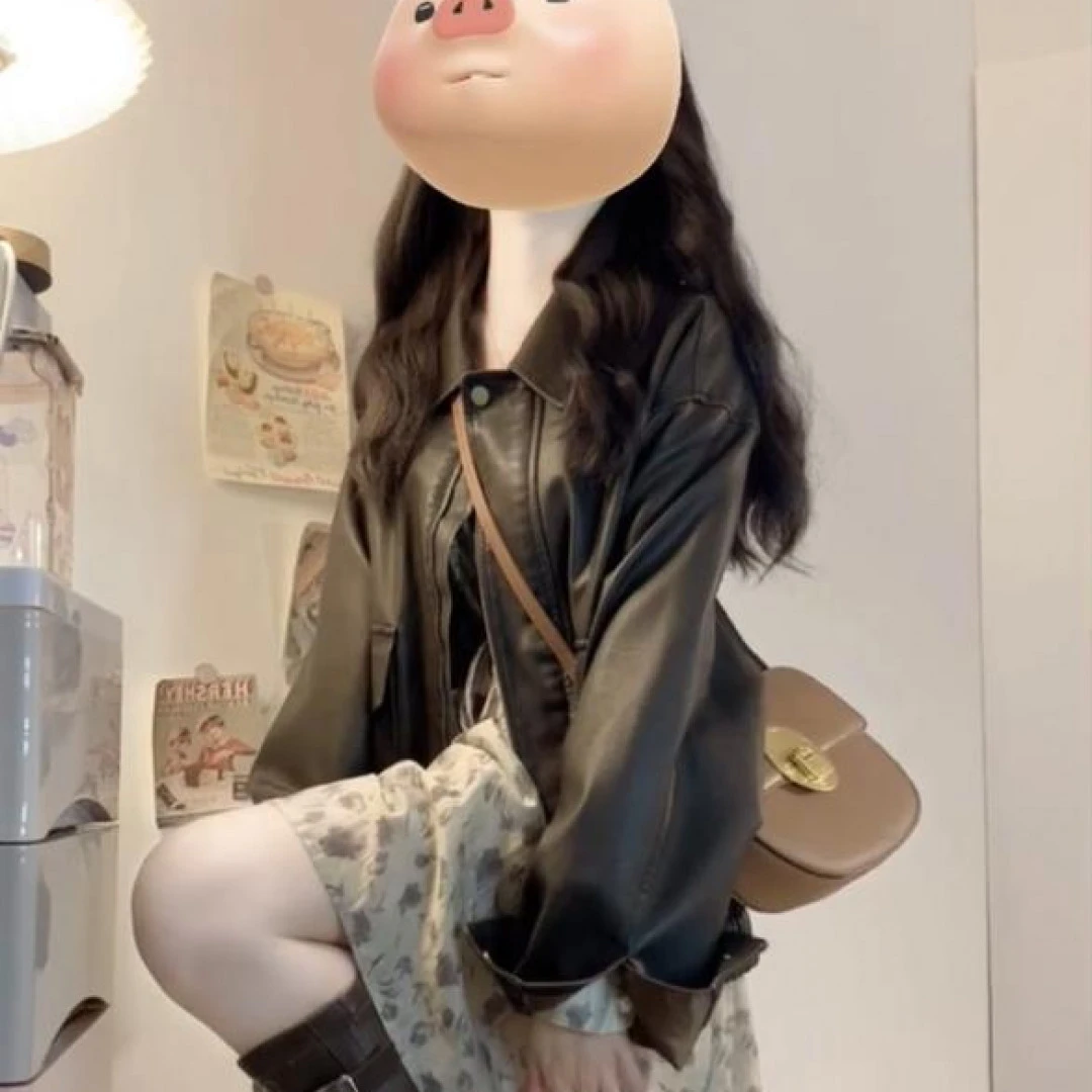 2025春季一整套女高级感穿搭咖色皮衣外套女碎花连衣裙显瘦两件套