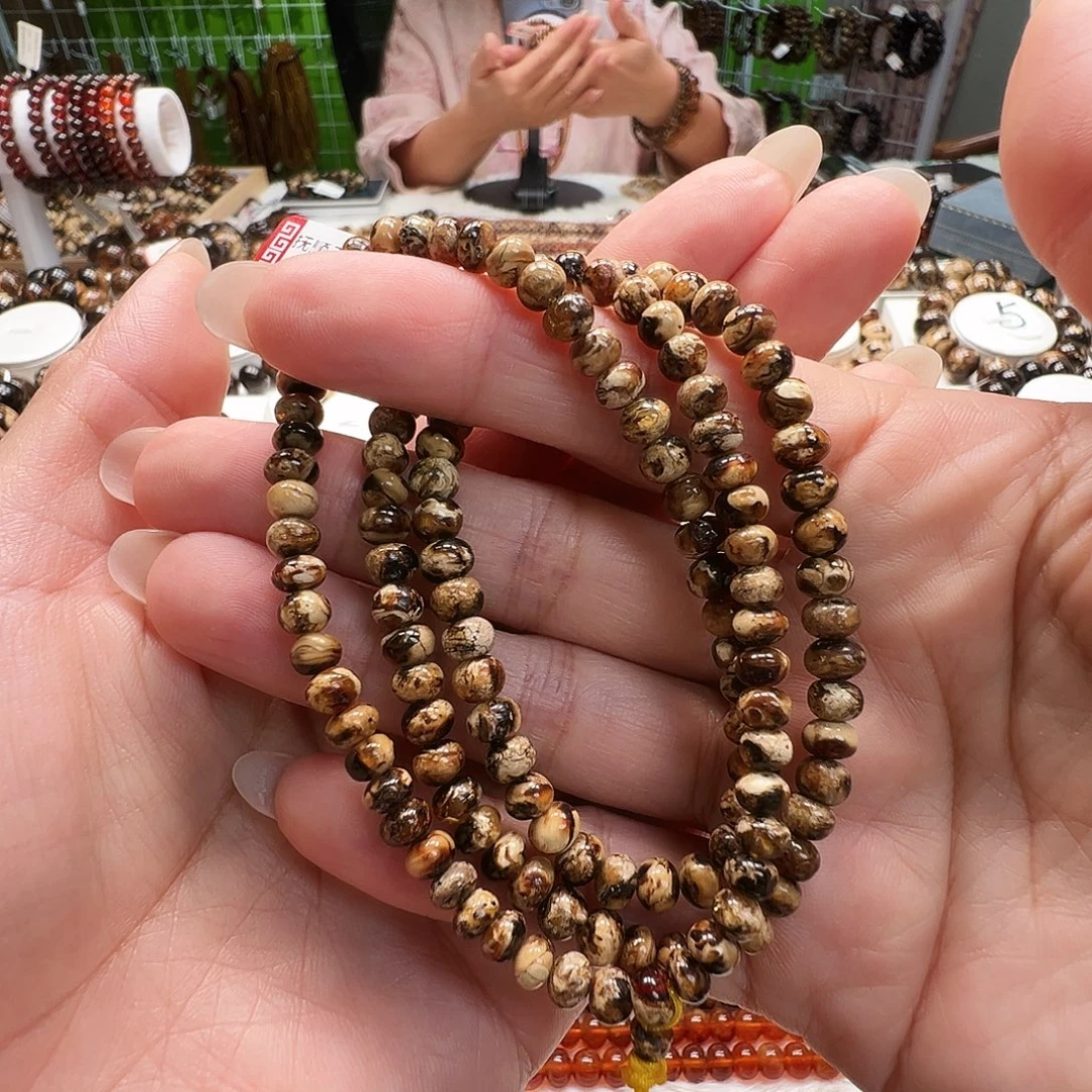 琥珀未镶嵌裸石抚顺琥珀5一级花珀