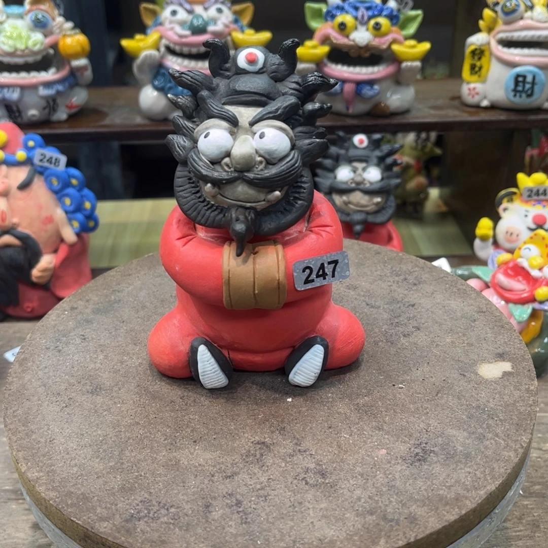 陶瓷纯手工抽象陶瓷摆件247