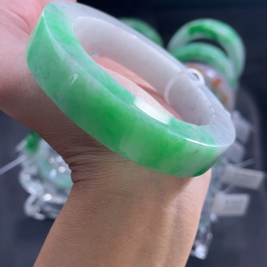 定制翡翠未镶嵌正圈