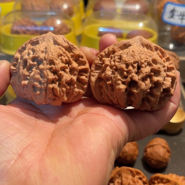 文玩核桃把件全品管帽53